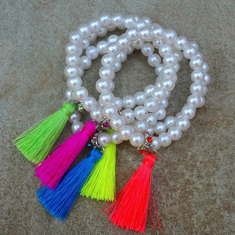 Set of 5 Faux Pearl & Neon Tassel Beaded Boho Stacking Bracelets Party Favor